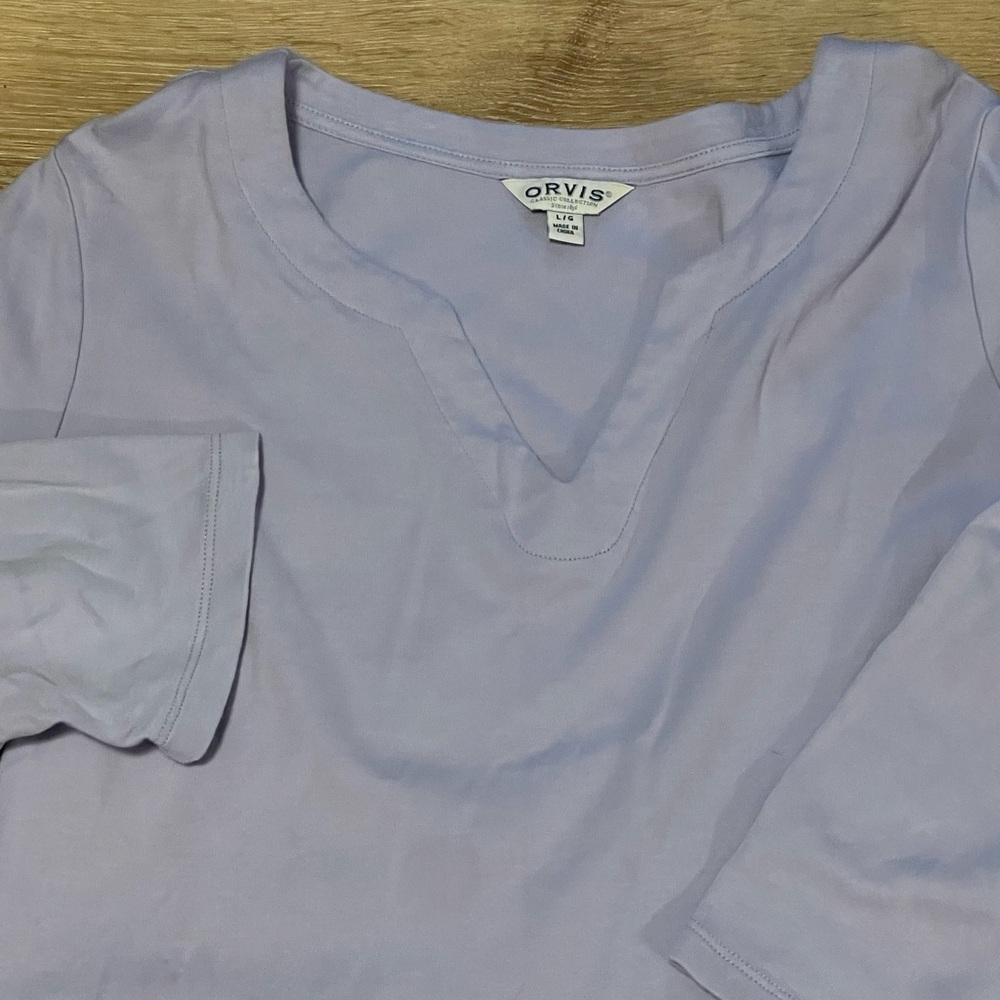 Orvis Men's Soft Blue V-Neck Tee